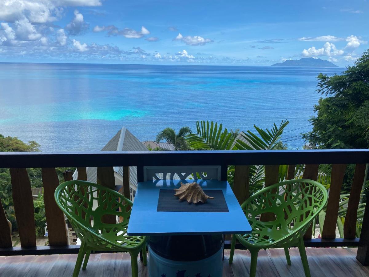 Mouggae Blues Villas Beau Vallon  Bagian luar foto