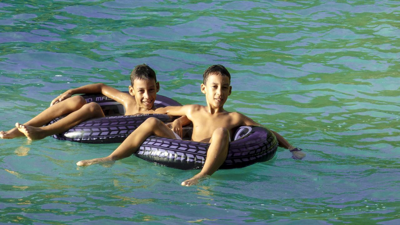 Mouggae Blues Villas Beau Vallon  Bagian luar foto