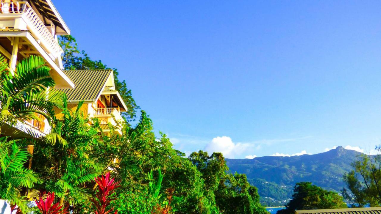 Mouggae Blues Villas Beau Vallon  Bagian luar foto
